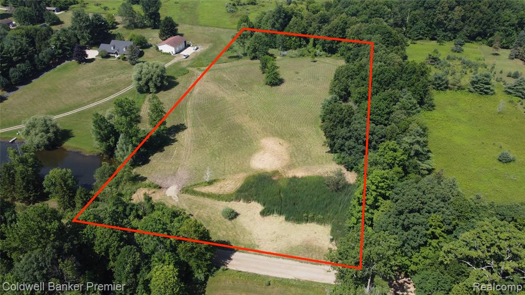 3975 Hagerman Road, Leonard, MI 48367 — photo 3