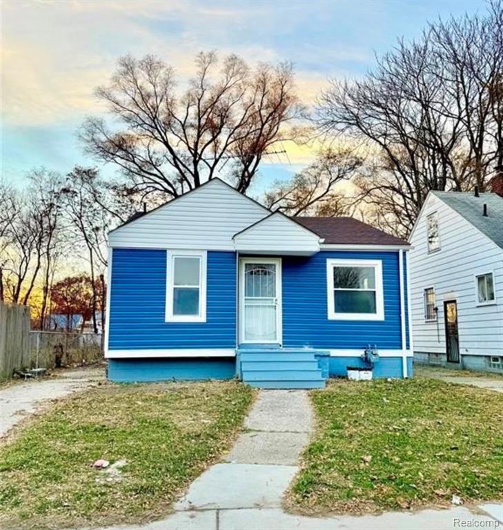 12891 St Louis — photo