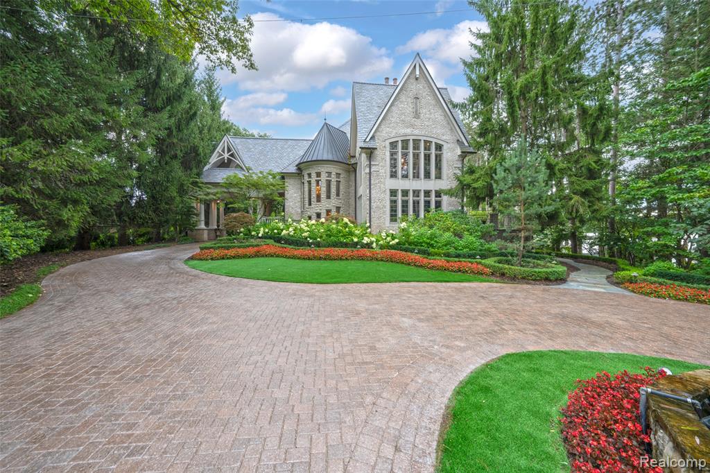 5621 Arbor Bay Court — photo