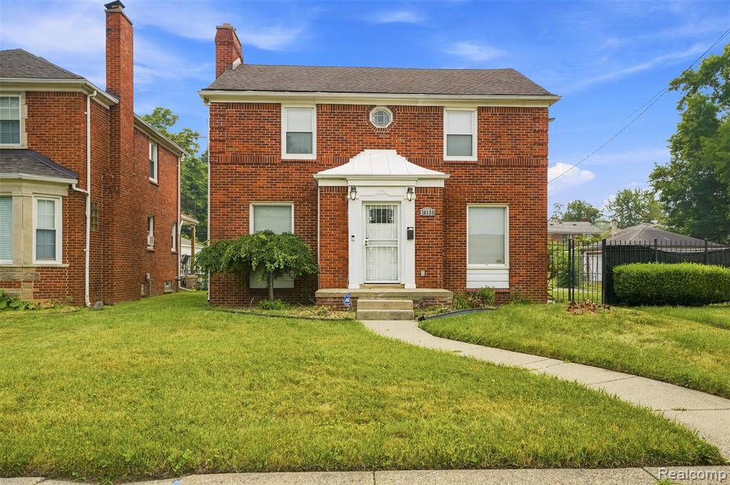16130 Whitcomb Street — photo