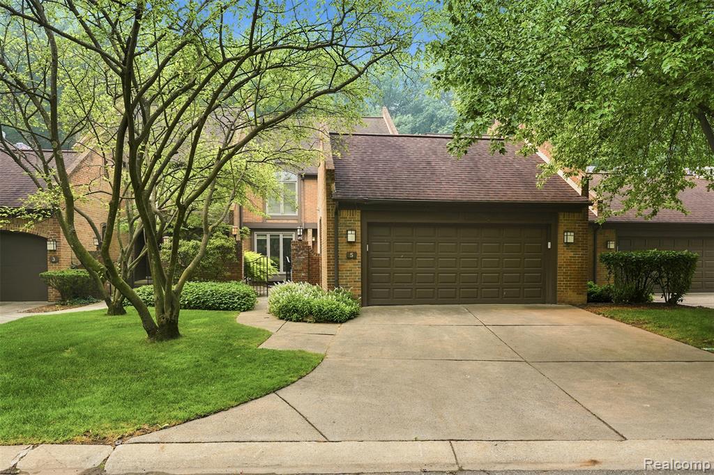 5 Timberlane Court — photo