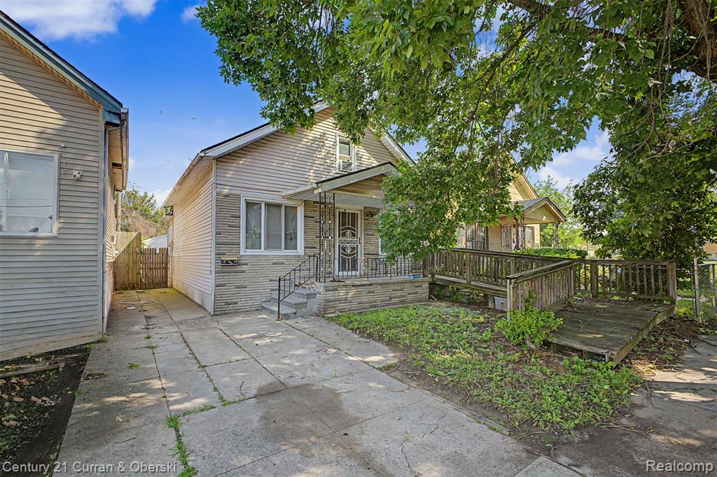 8040 Kirkwood Street — photo