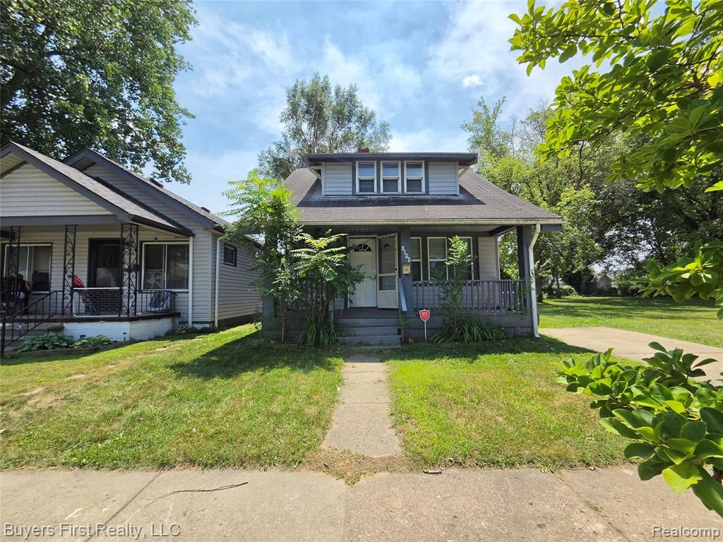 8102 Orchard Avenue — photo