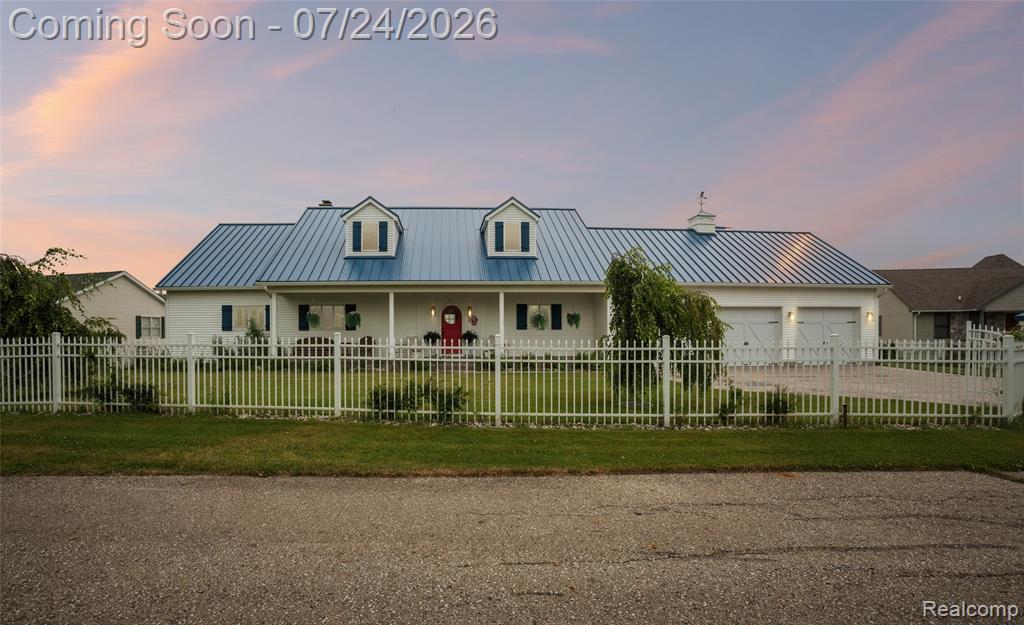5110 Shorefront Lane — photo