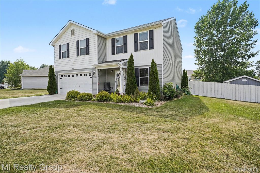 605 Rockway Drive — photo