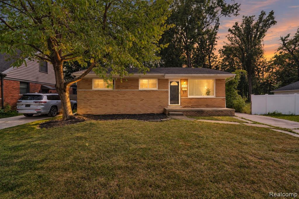 20308 Shady Lane Avenue — photo