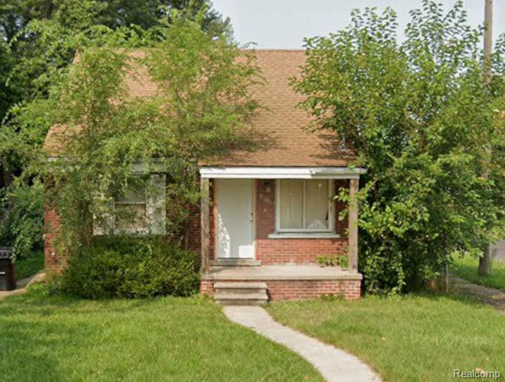 8907 Cloverlawn Street — photo