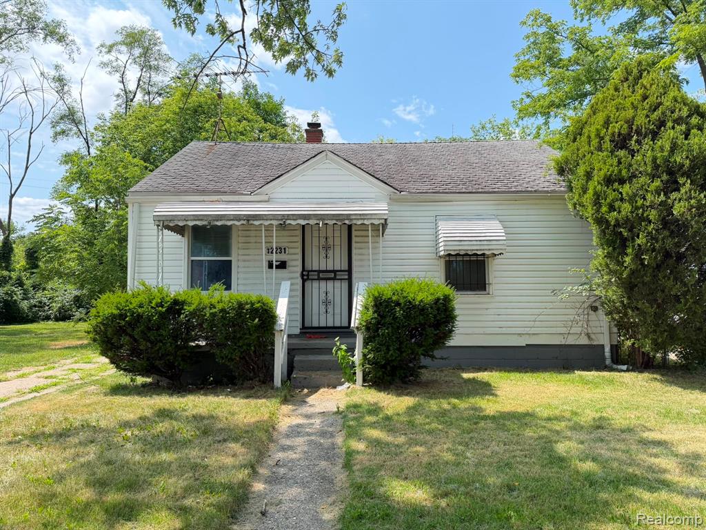 12231 Vaughan Street — photo