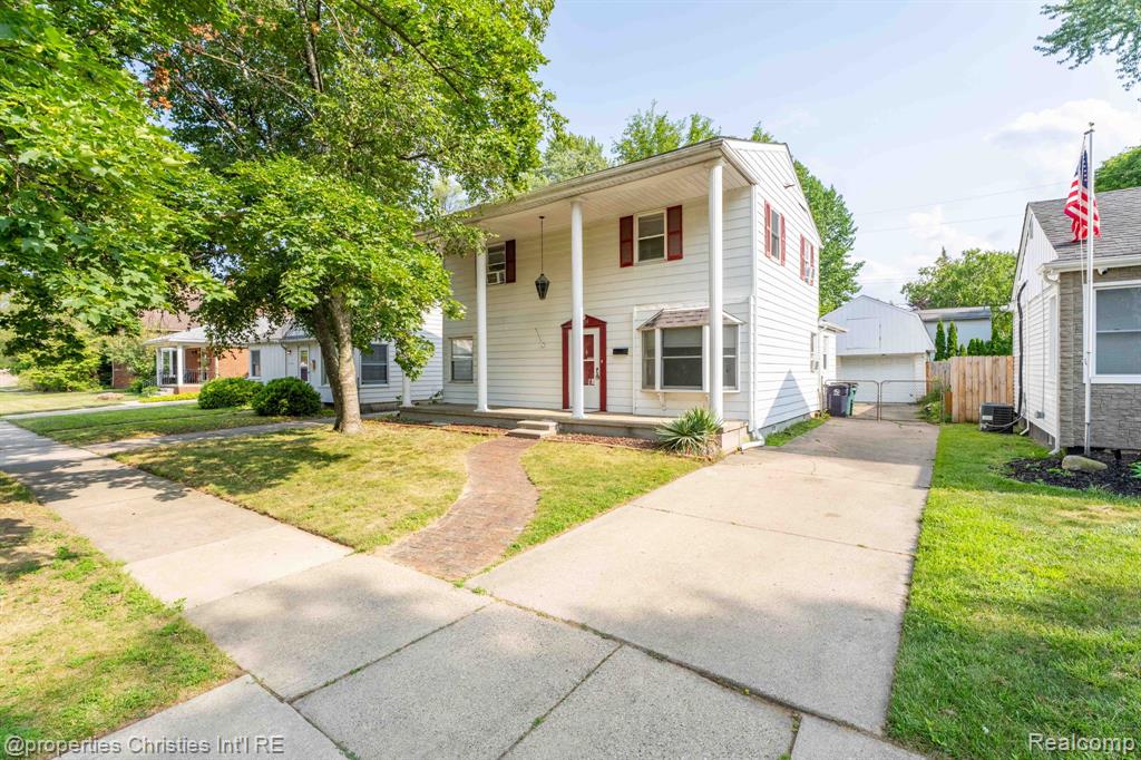 2424 Dallas Avenue — photo
