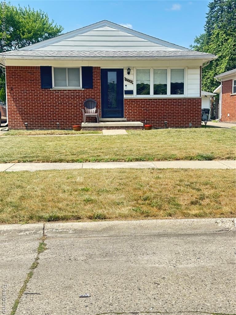 19945 Fox — photo