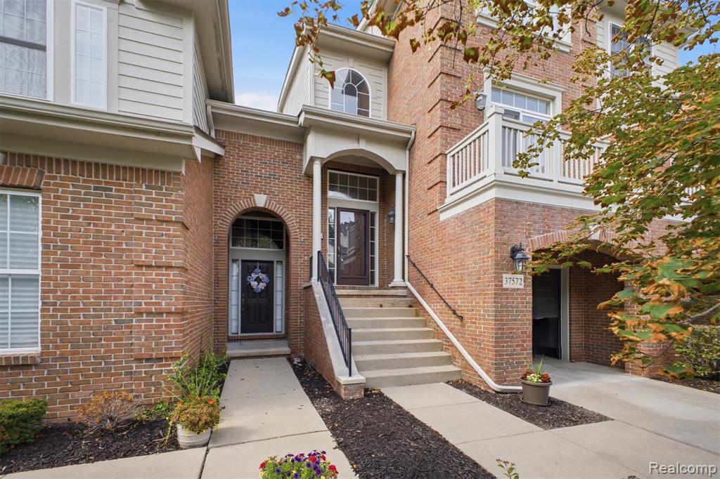 37576 Newburgh Park Circle — photo