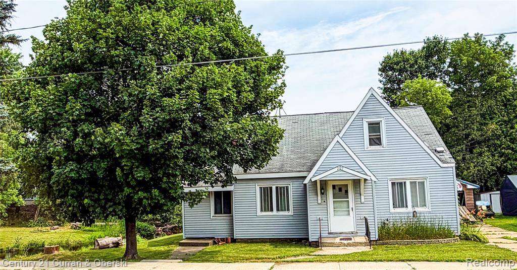 209 S Fifth Street — photo