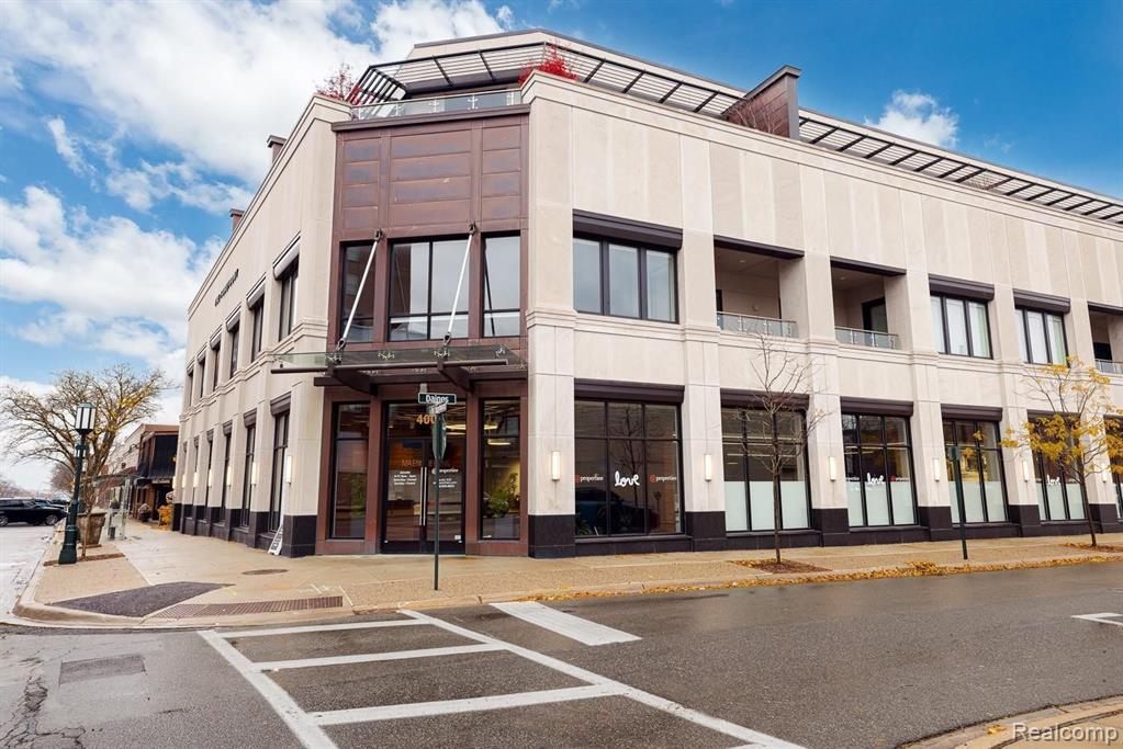 400 S Old Woodward Avenue 206 — photo