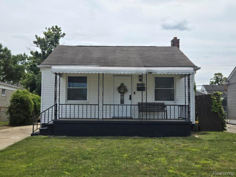 13009 Castle Street — photo