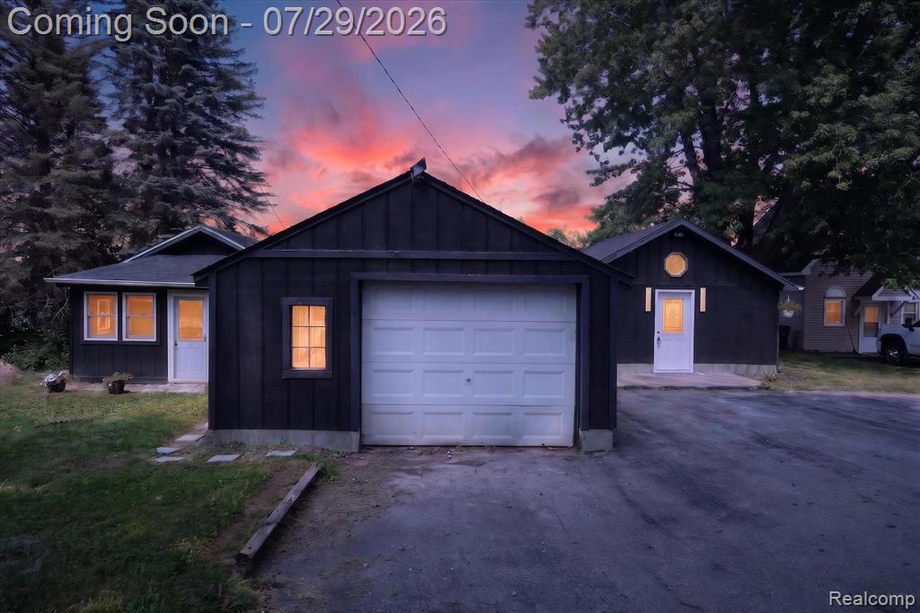 3515 Lakeview Drive — photo
