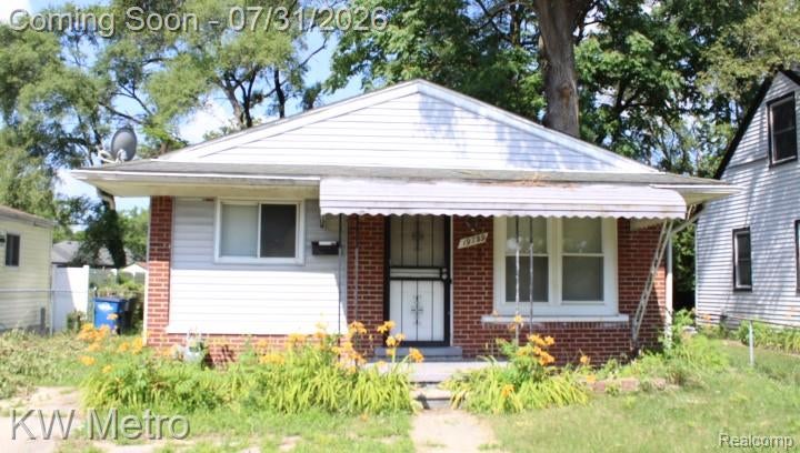 19759 Greenlawn Street — photo