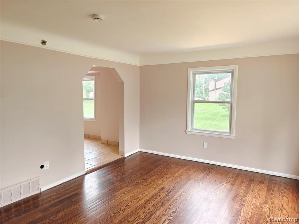6270 Hunt Street — photo