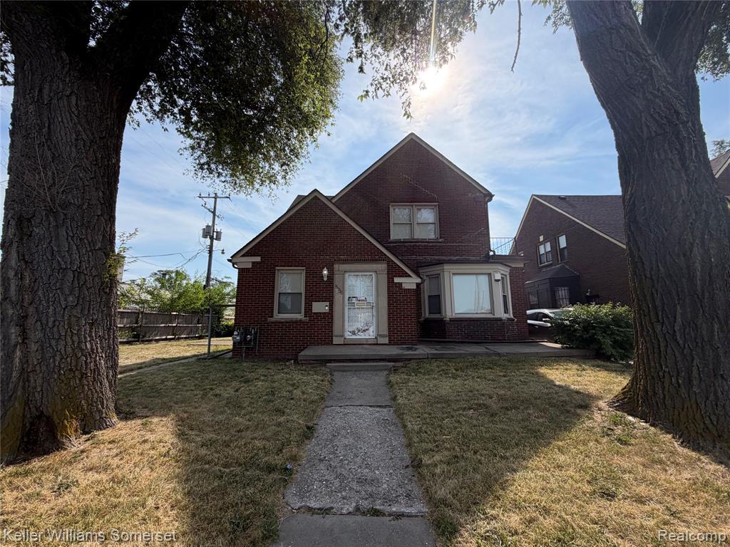 16936 Fairfield Street — photo