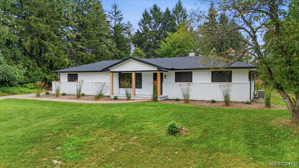 3643 Noble Road — photo