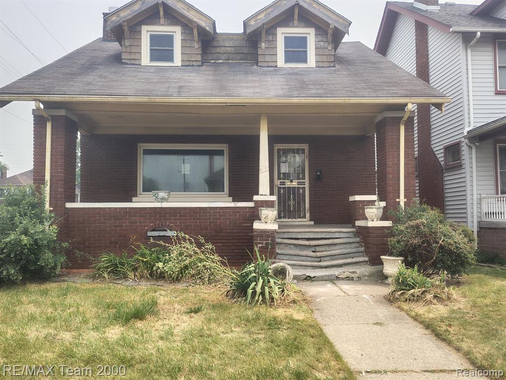5501 Pacific Street — photo