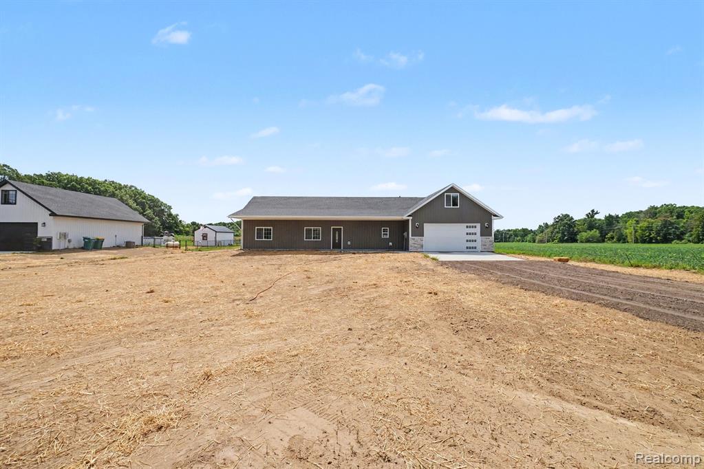 12425 Old Miller Road — photo