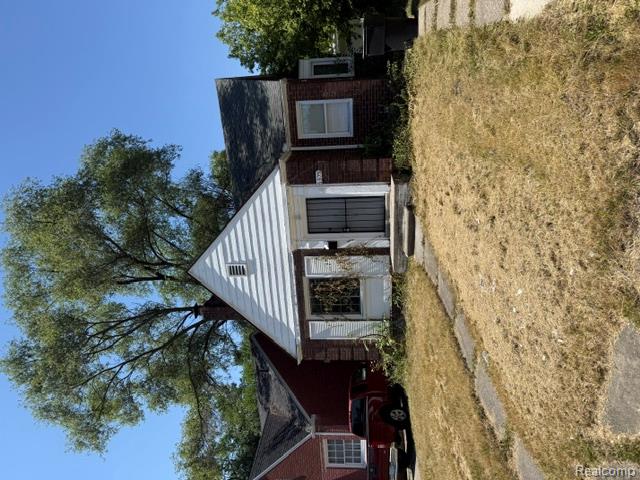 5575 Oldtown Street — photo
