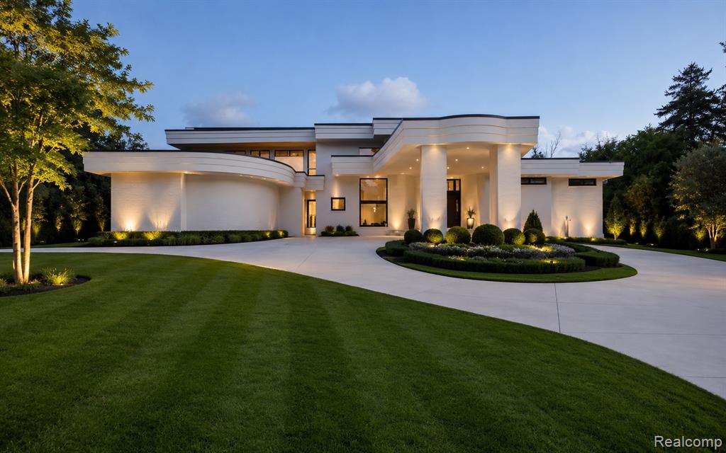 24696 Franklin Park Drive — photo