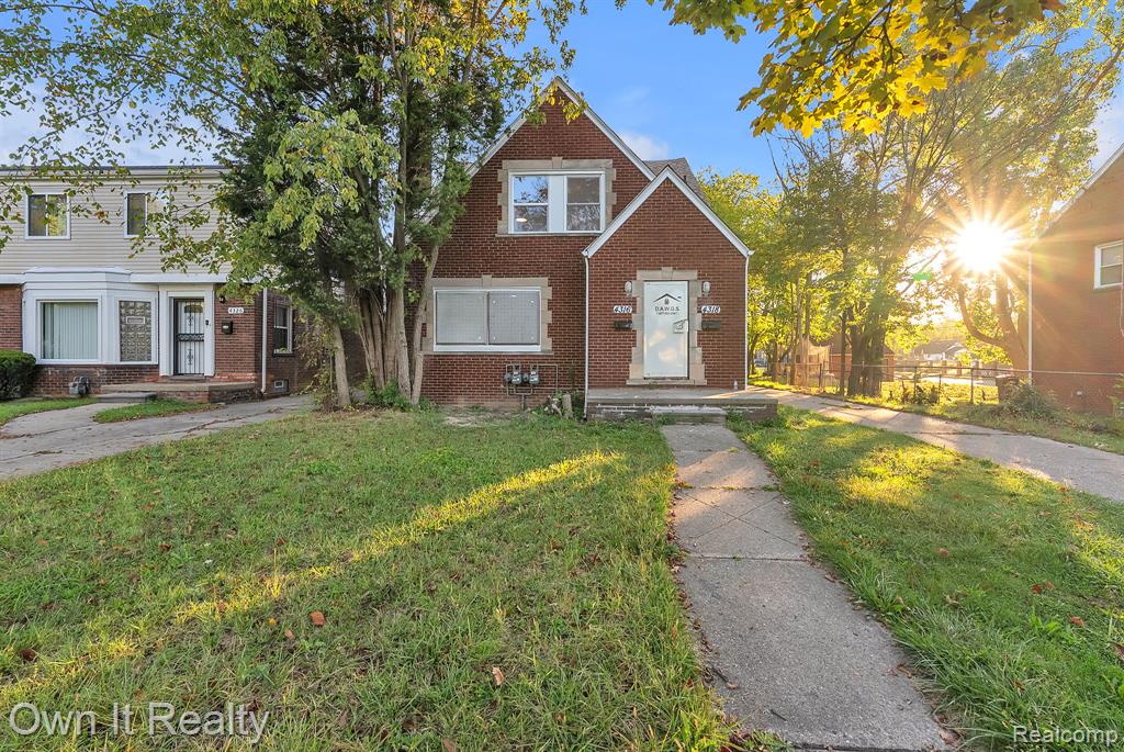 4316 Lakewood Street — photo