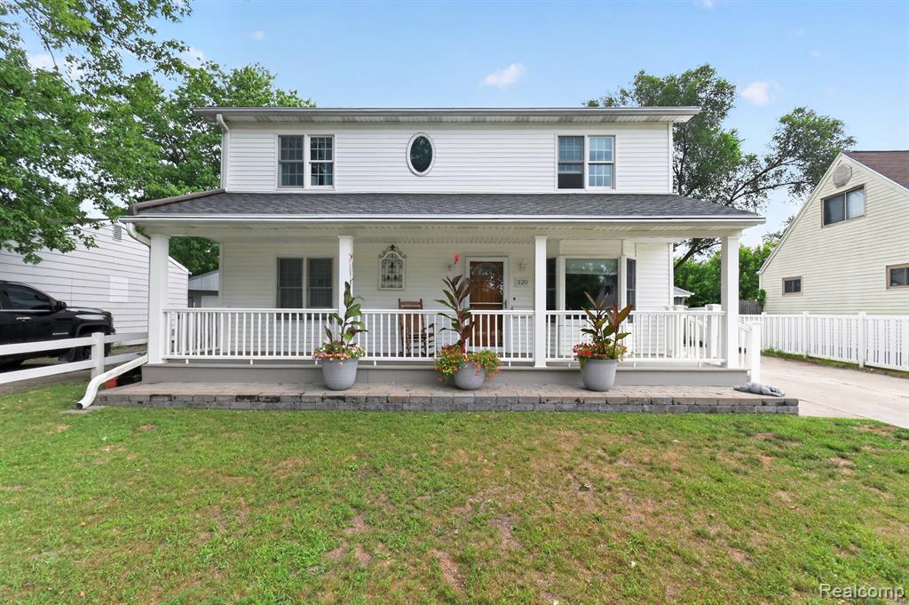1120 Redleaf Lane — photo