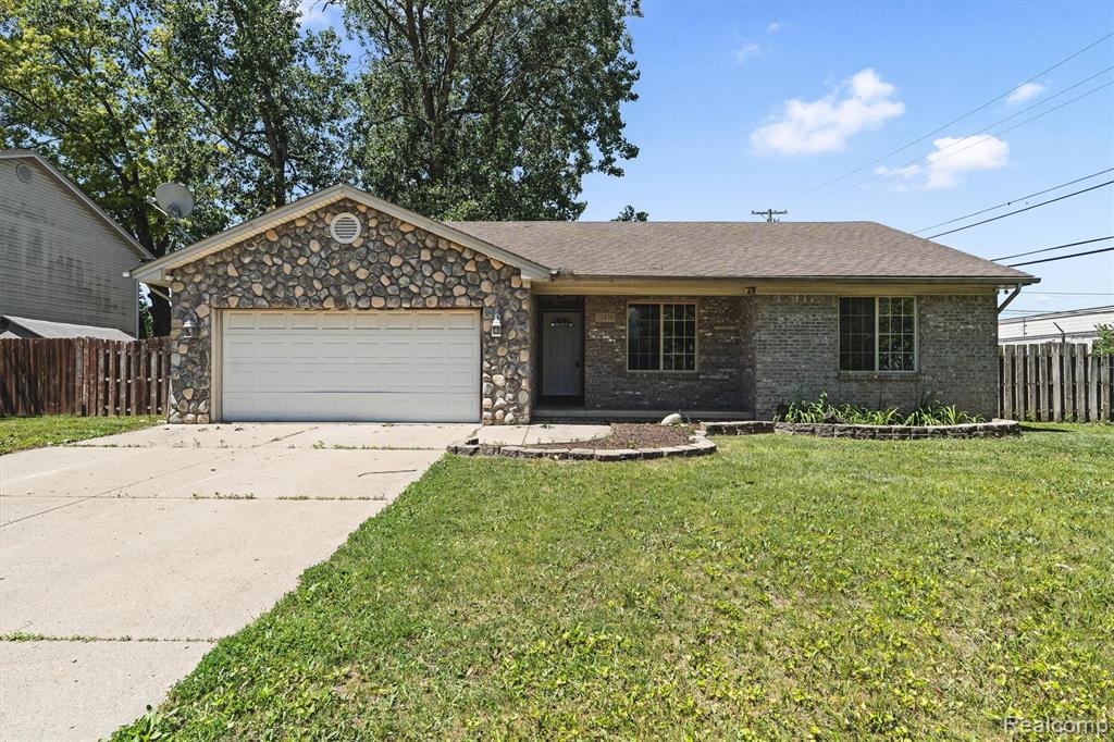 13416 McGuire Street — photo