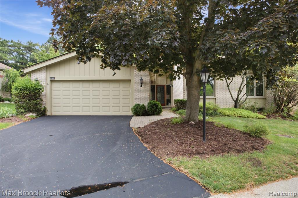 7163 Suncrest Road — photo