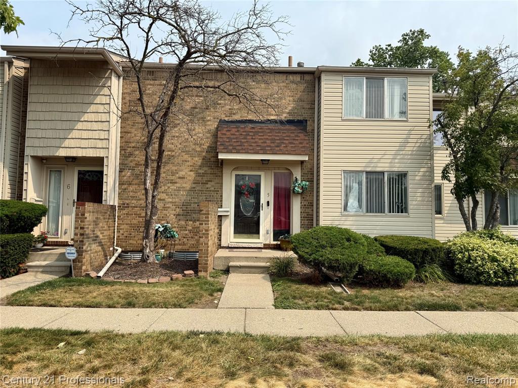 5 Richmond Towne Street — photo