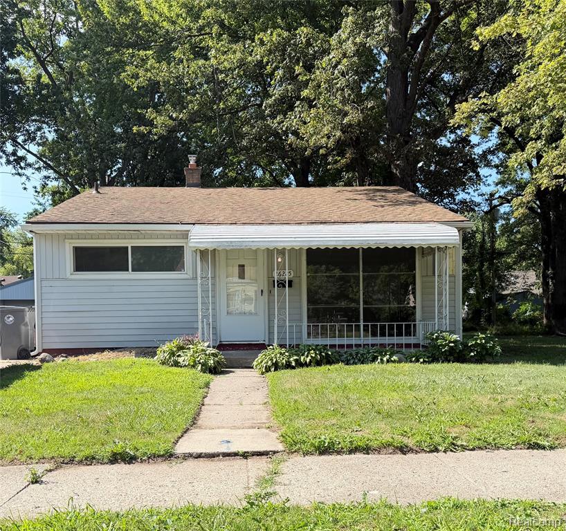 26225 Hopkins Street — photo