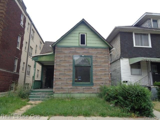 2141 Hubbard Street — photo