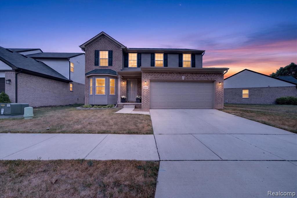 1585 Weeping Willow Court — photo