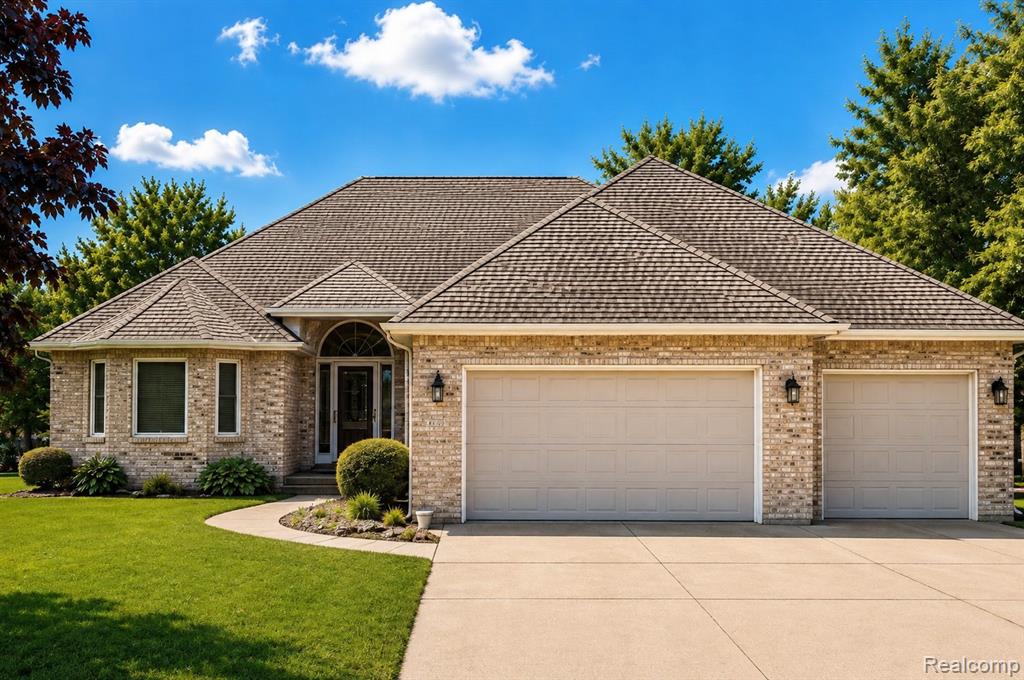 6119 Pine Creek Crossing — photo