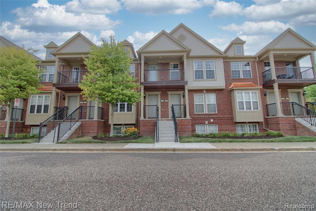 28021 Hopkins Drive — photo