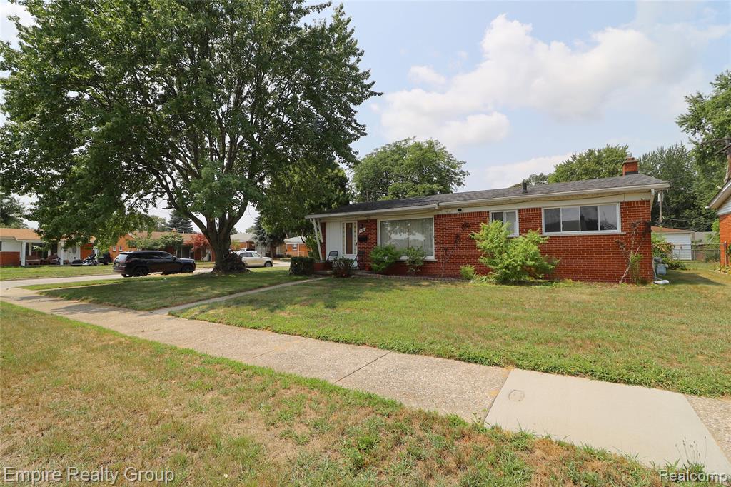 5190 Westlake Street — photo