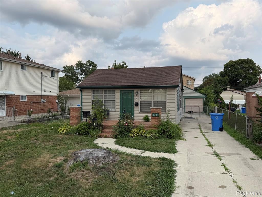 6234 N Beech Daly Road — photo