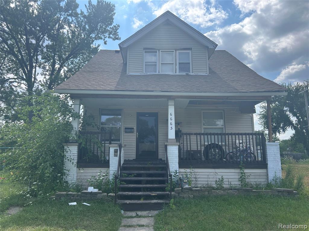 6665 Holcomb Street — photo