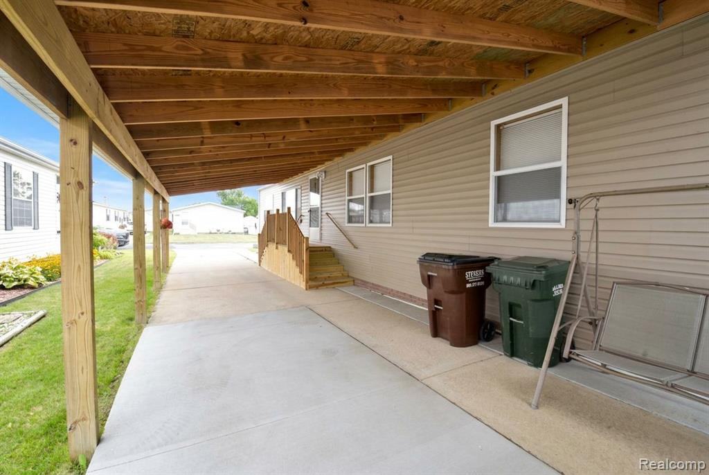 13451 Mapleview Street, Carleton, MI 48117 — photo 3