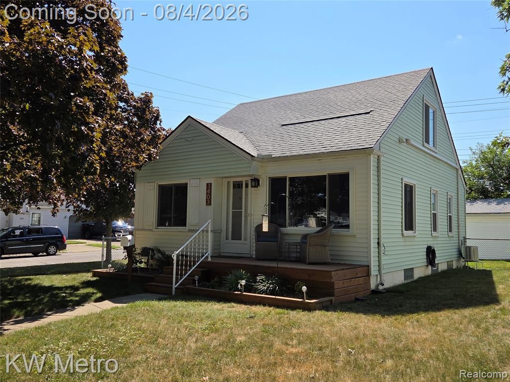 1403 N Bywood Avenue — photo