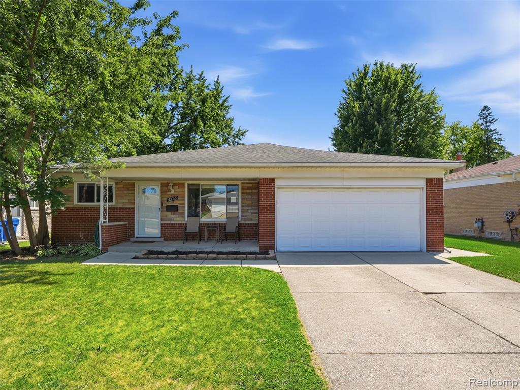 4228 Dunn Drive — photo