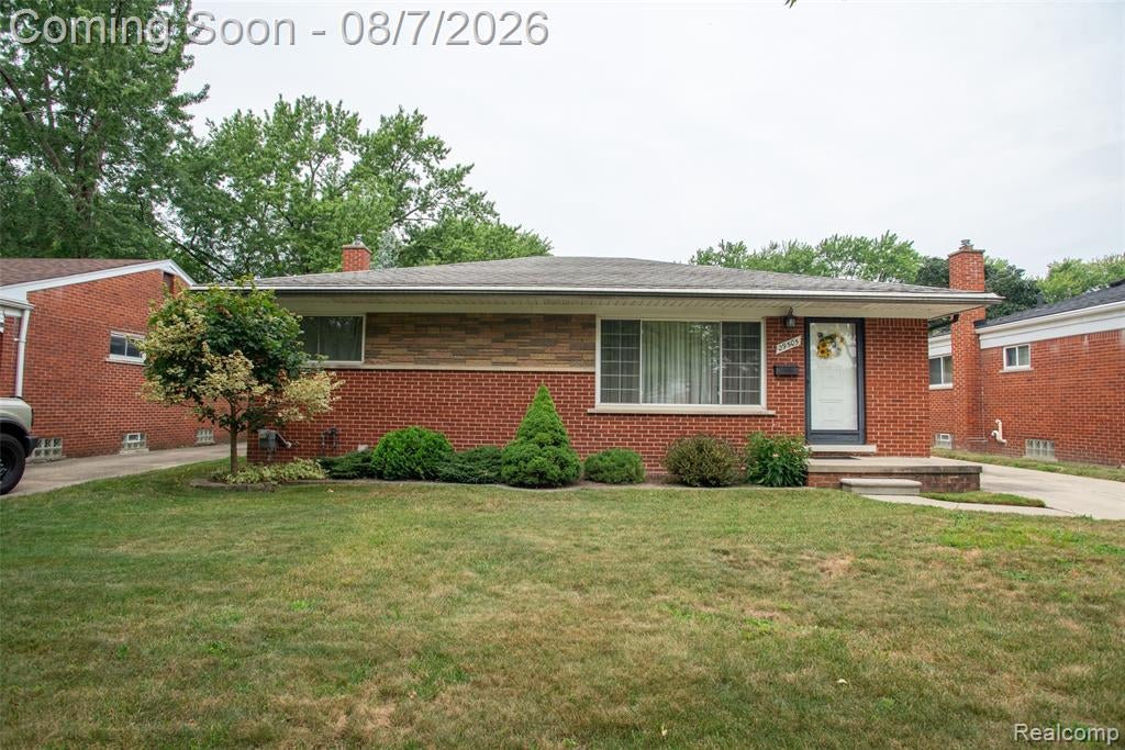 29505 Milton Avenue — photo