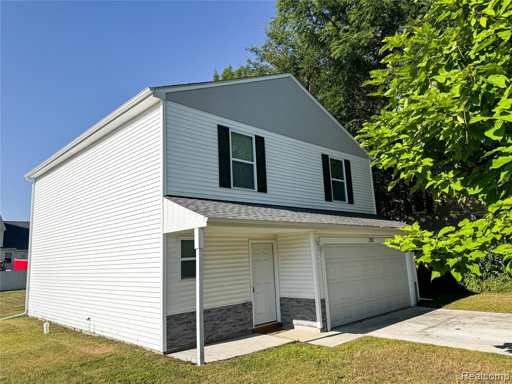 202 Partridge Lane — photo