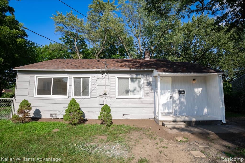 31776 Arenac Court — photo