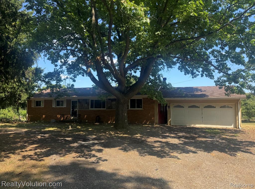 1278 N Van Dyke Road — photo