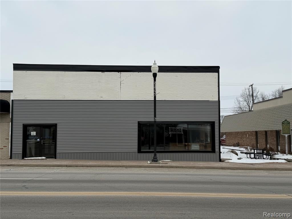 4238 Main Street — photo