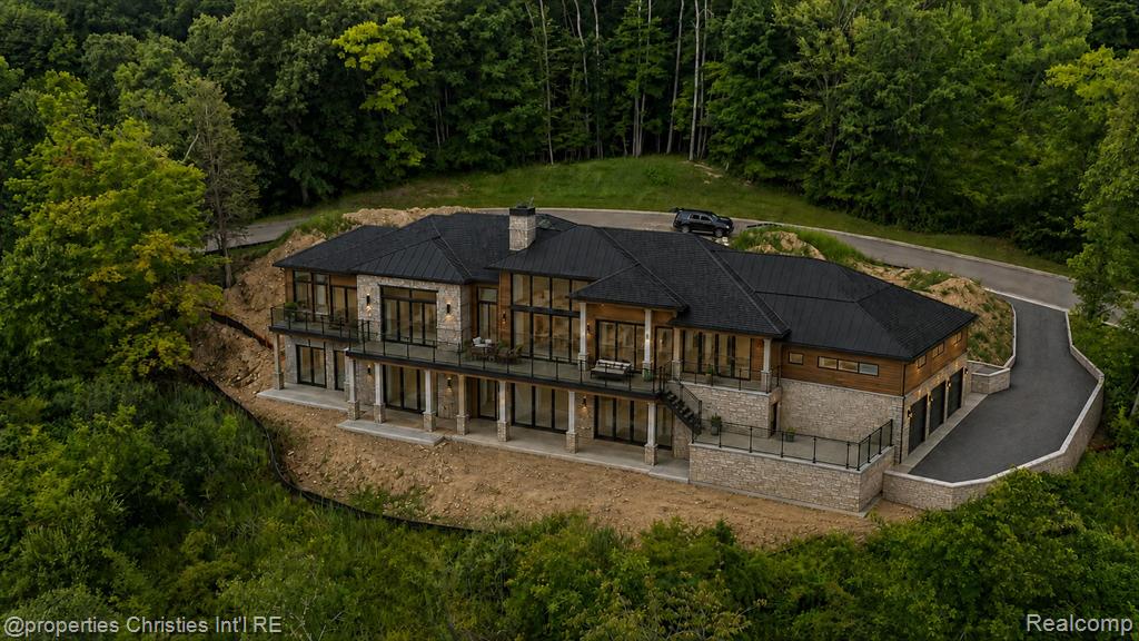 1246 Lake Forest Way — photo