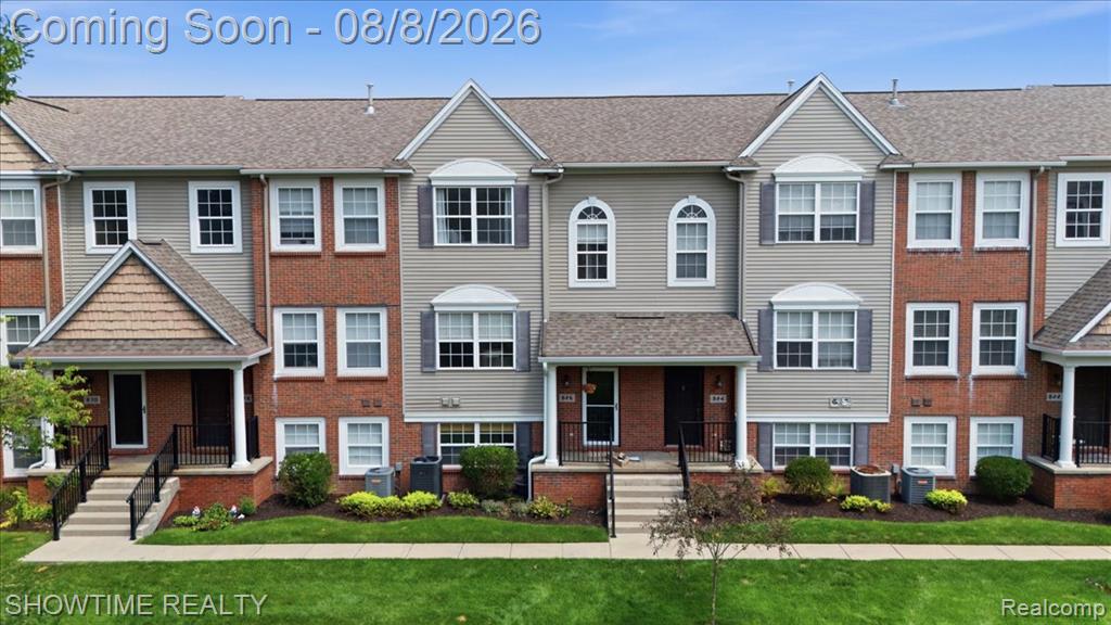 826 Eagle Drive — photo